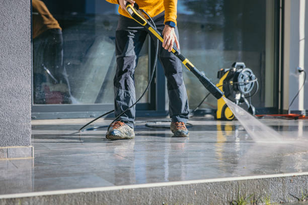 Professional Pressure Washing in Royal Hawaiian Estates, HI